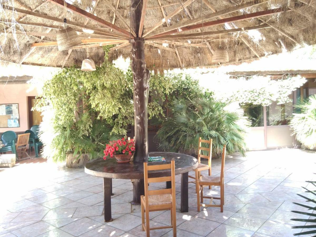 Agriturismo La Mimosa Путзу-Иду Экстерьер фото